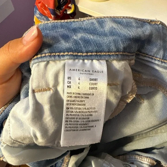 American Eagle Outfitters Light Wash Cropped bootcut Jeans - Picture 9 of 9